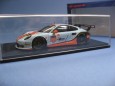 Porsche 911 RSR No.86 Le Mans 2017 Gulf Racing UK M. Wainwright - B. Barker - N. Foster